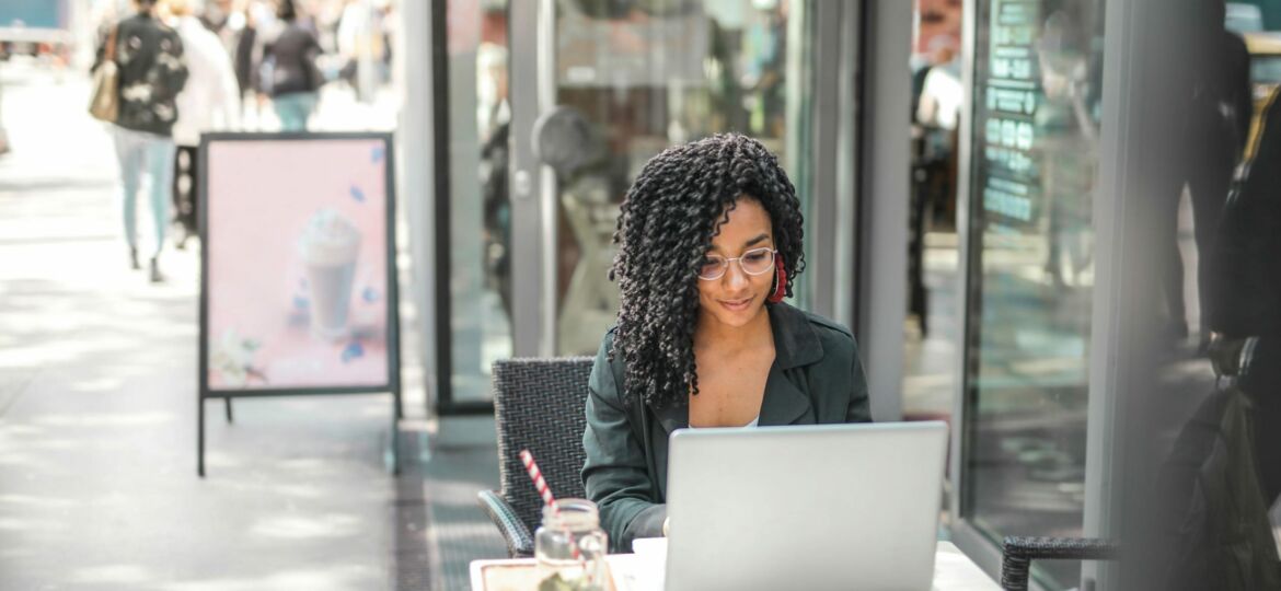 pexels-olly-3768894 (Demo)